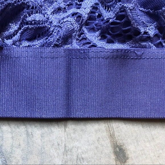 Urban outfitters “out from under” lace halter Racerback purple bralette. Size S - Picture 8 of 8